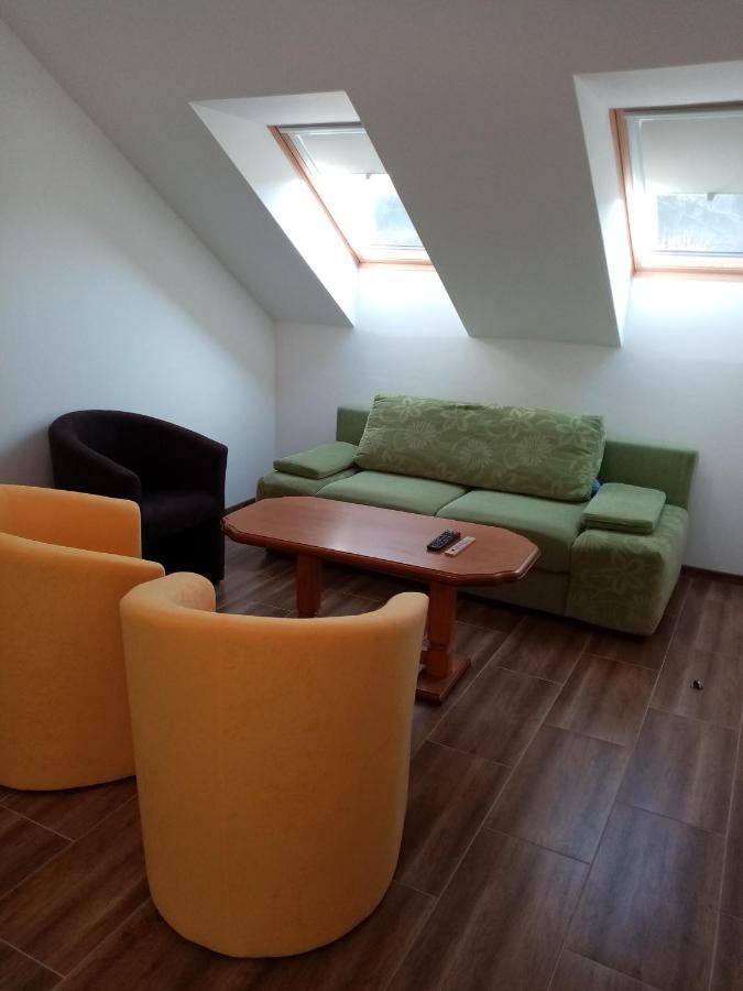 Ivachnova 84 Hotel Екстериор снимка