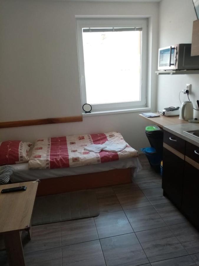 Ivachnova 84 Hotel Екстериор снимка